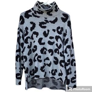DKNY Leopard Print Sweater Size S
